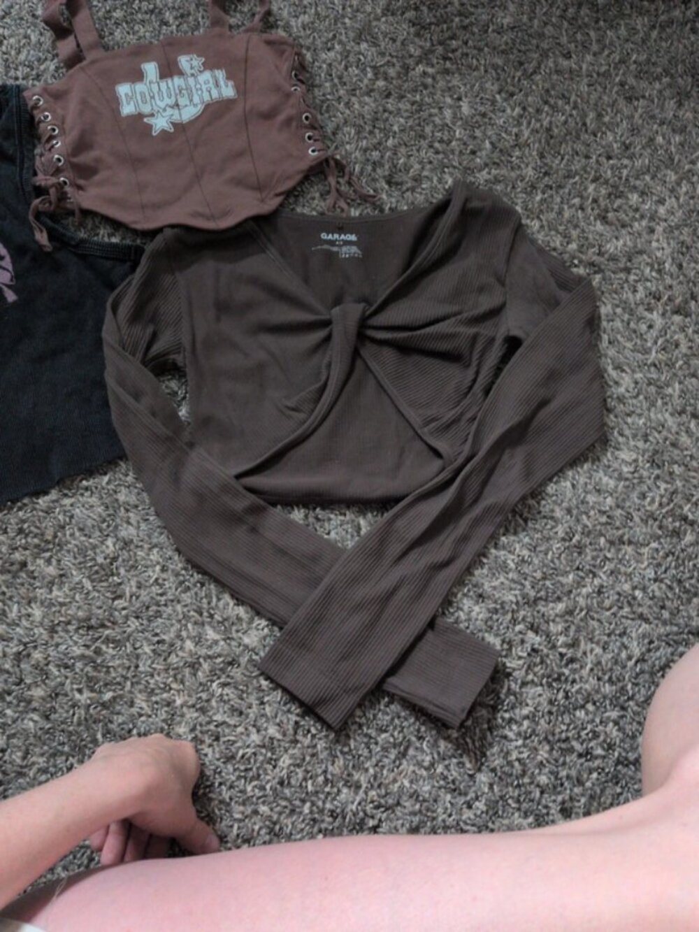 S garage crop top bundle - Picture 10 of 16